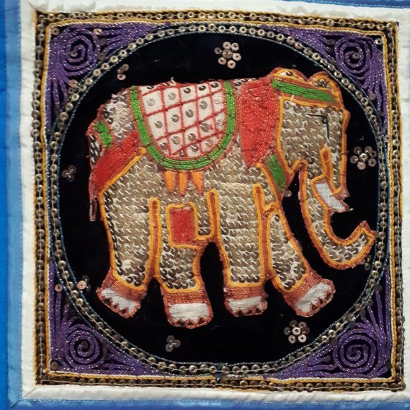 Decorative Thai Elephant Cushion Cover - Picture 2 of 6